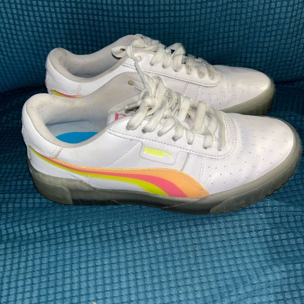 Women’s Puma White Sneakers with Colorful Stripes - Size 7.5